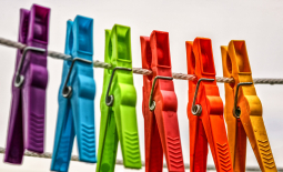 Fil et pinces à linge