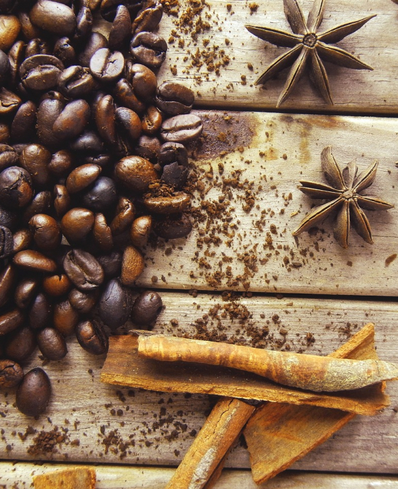 Café, cannelle et badiane